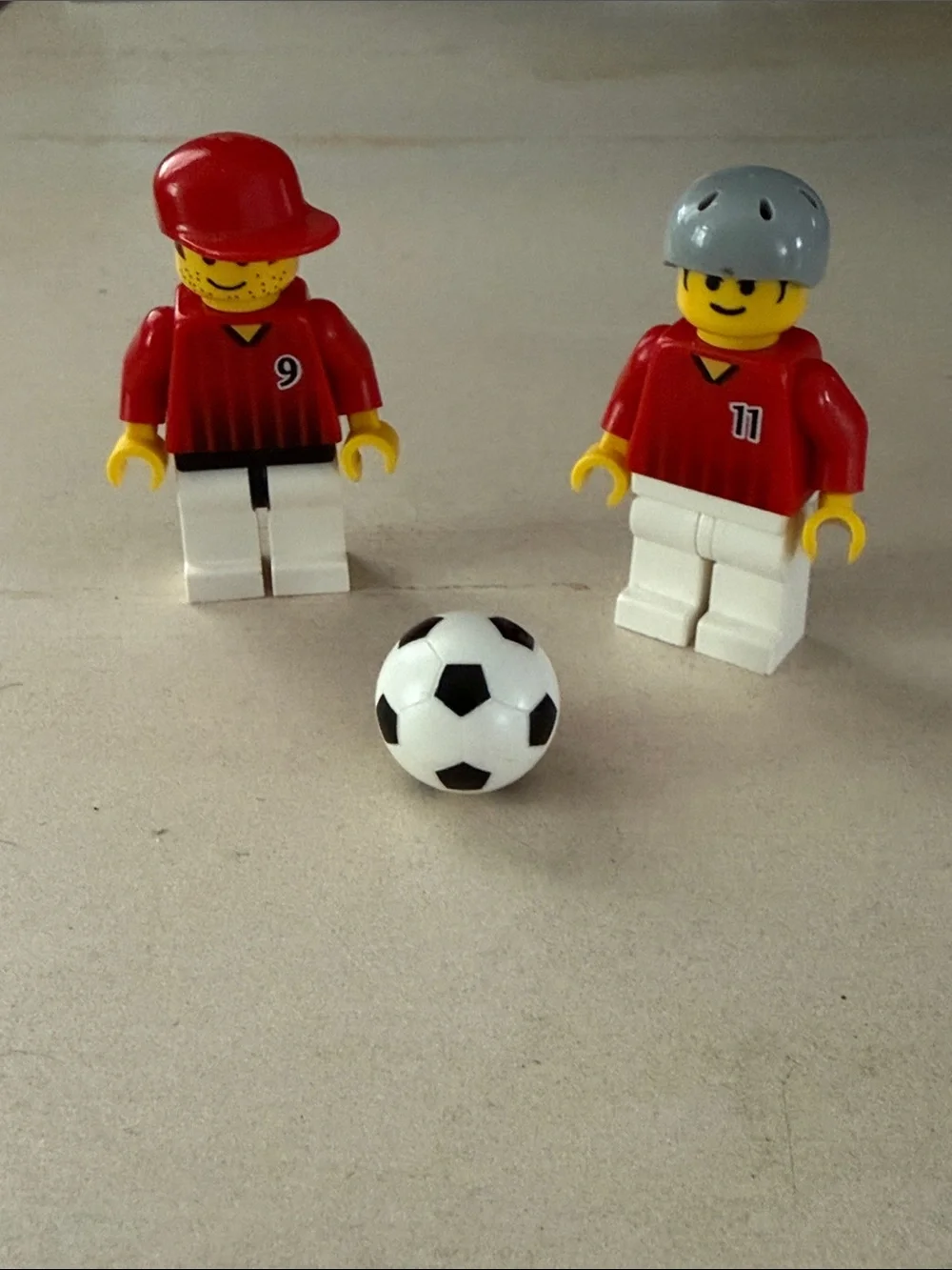 LEGO Soccer Minifigures 2002-2004 World Cup + LEGO Soccer Ball